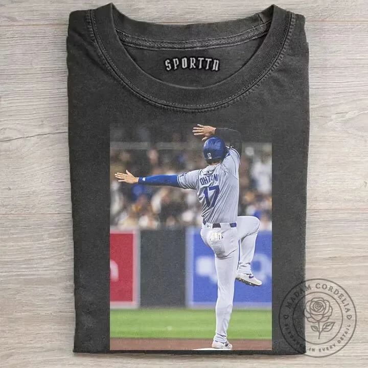 Shohei Ohtani Los Angeles Dodgers Baseball Player Graphic T-Shirt