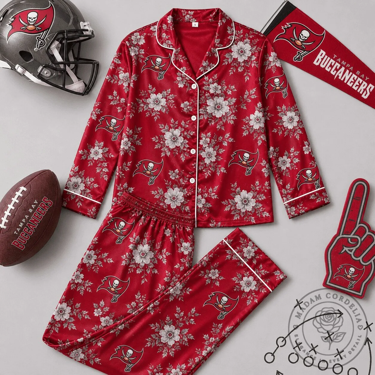 Tampa Bay Buccaneers Floral Print Women's Pajamas Set