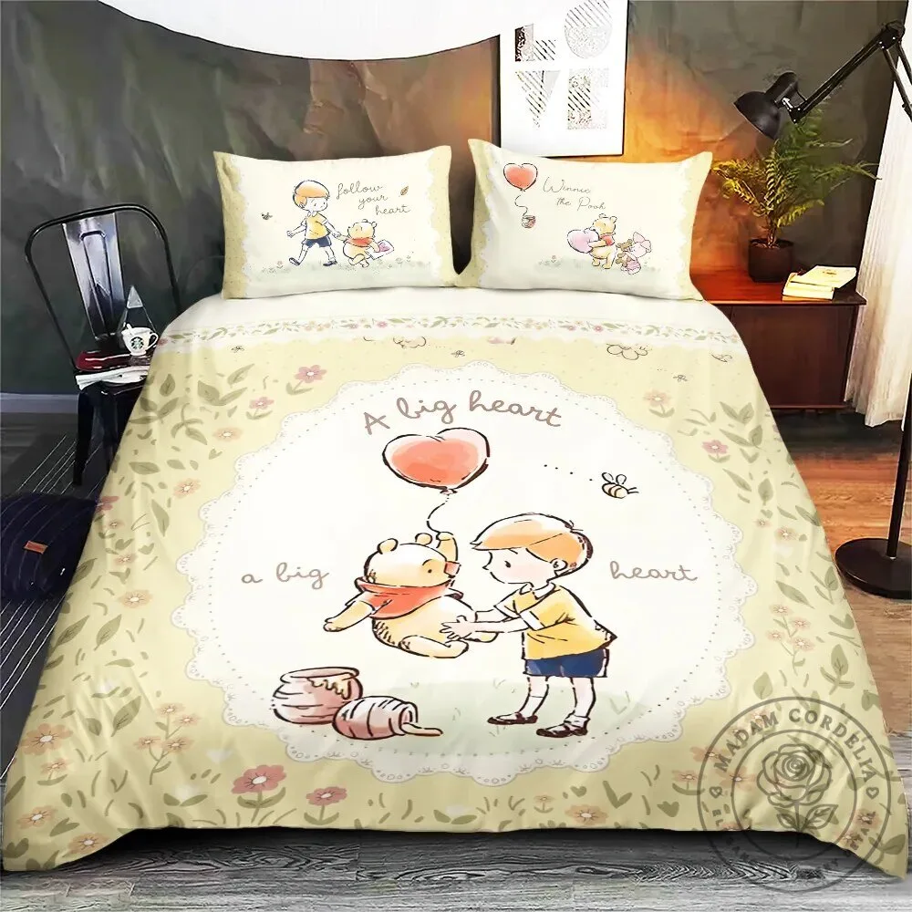 Winnie the Pooh and Christopher Robin A Big Heart Bedding Set