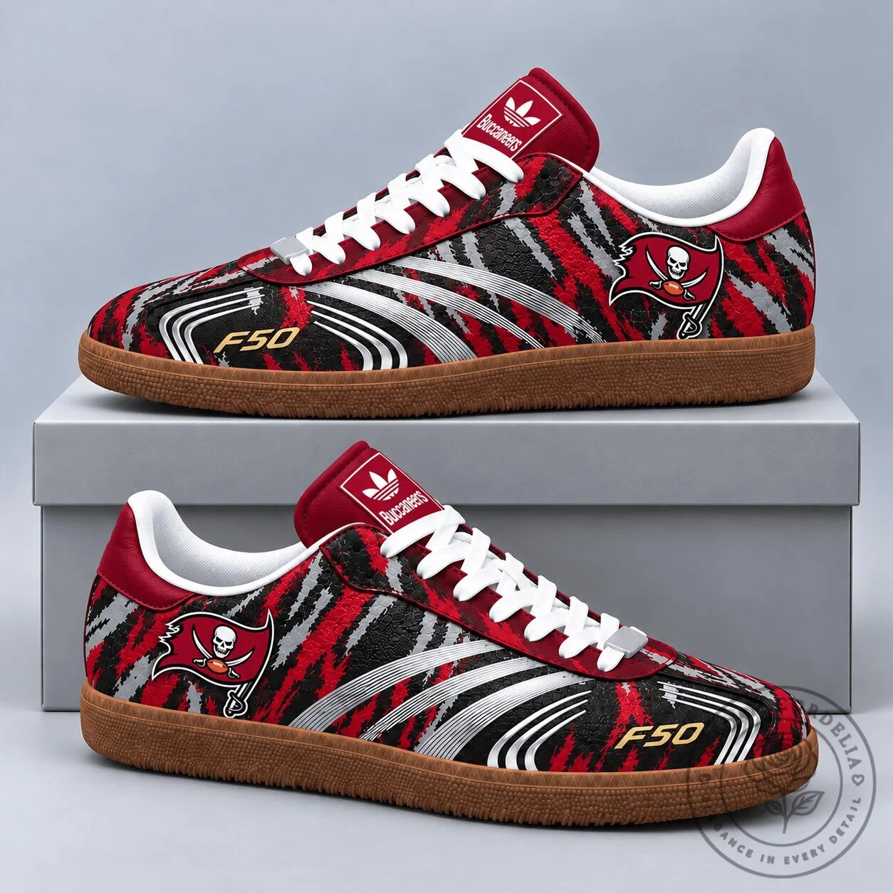 Tampa Bay Buccaneers F50 Tiger Print Retro Low Top Gum Sole Casual Sneakers